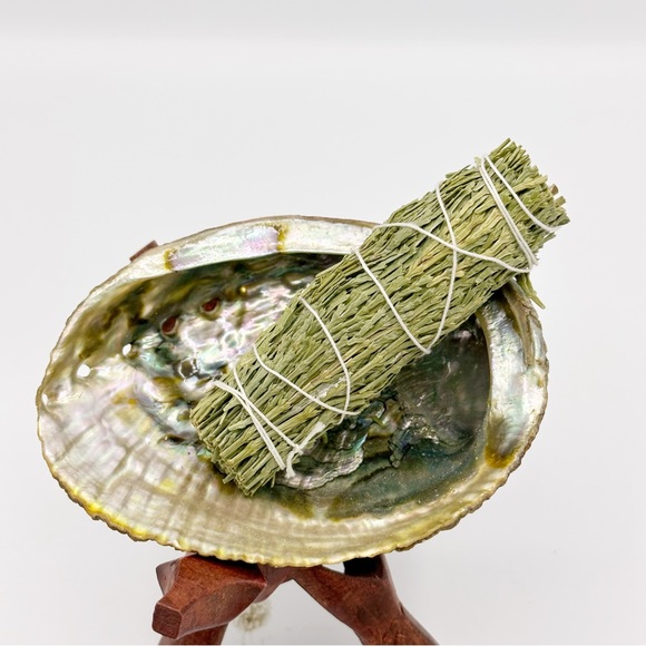 Cedar Sage 4" Smudge Sticks - Picture 2 of 4